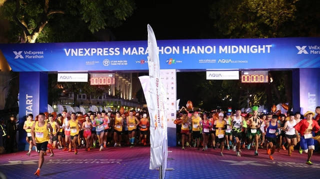 11.000 VĐV chuẩn bị khuấy động đêm Hà Nội với giải chạy độc đáo - Ảnh 2.