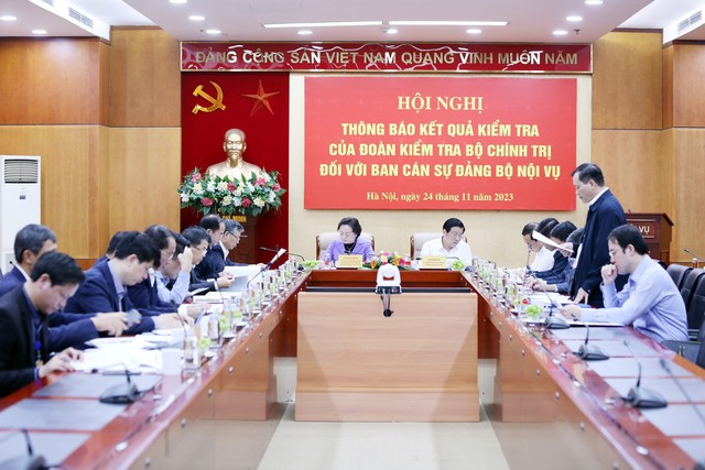 Bộ Chính trị thông báo kết quả kiểm tra công tác cán bộ tại Bộ Nội vụ - Ảnh 1. Bộ Chính trị thông báo kết quả kiểm tra công tác cán bộ tại Bộ Nội vụ - Ảnh 1.