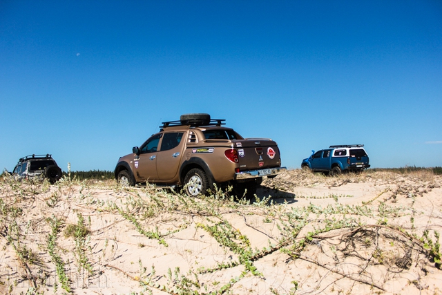 Đua ô tô địa hình HTV Challenge trở lại: Chờ xem dàn ‘quái thú’ vượt đồi cát - Ảnh 3.