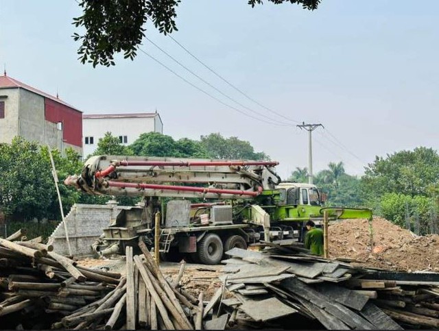 Một công nhân tử vong khi xây dựng trạm y tế xã ở Hưng Yên - Ảnh 1.