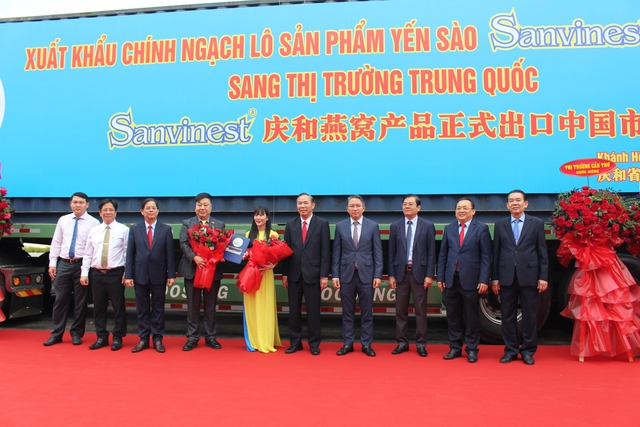 Khánh Hòa: Xuất khẩu chính ngạch lô yến sào tinh chất Sanvinest đầu tiên sang Trung Quốc - Ảnh 1.