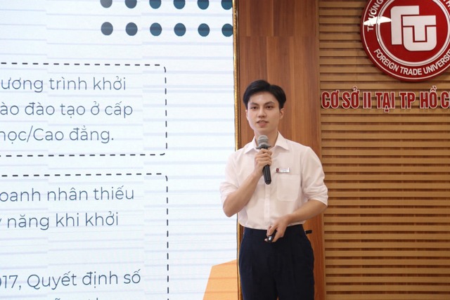 Chàng trai làm trợ giảng đại học ở tuổi 22