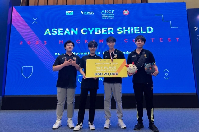 Sinh viên Trường ĐH Công nghệ thông tin giành giải Nhất cuộc thi an ninh mạng ASEAN - Ảnh 1.