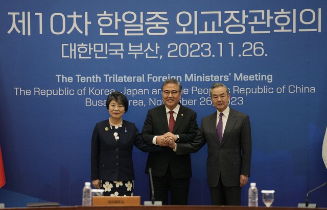 Hàn Quốc, Nhật Bản, Trung Quốc đồng ý sớm họp thượng đỉnh 3 bên - Ảnh 1.