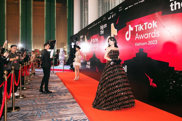 Đêm vinh danh TikTok Awards Việt Nam 2023: Dấu ấn đẹp cho một năm đầy sáng tạo - Ảnh 1.