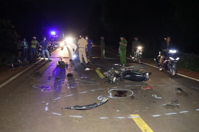 Bình Phước: Tai nạn giữa 2 xe máy khiến 2 người tử vong tại chỗ - Ảnh 1.