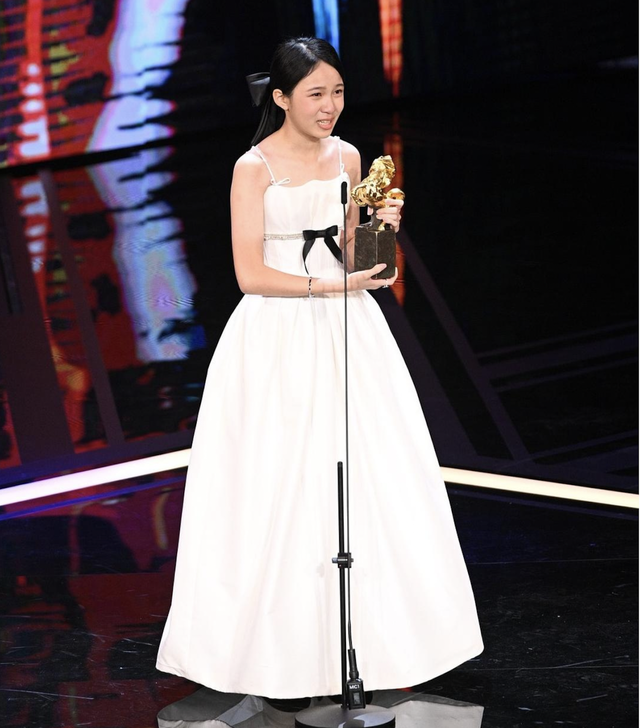 Sao nhí 12 tuổi thắng giải Ảnh hậu Kim Mã 2023 - Ảnh 2.