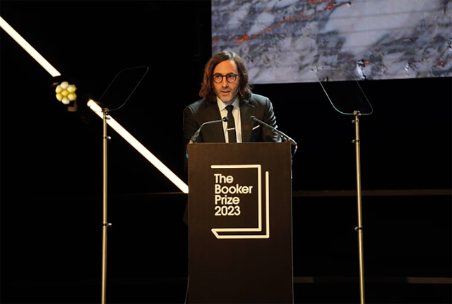 Paul Lynch đoạt giải Booker với cuốn tiểu thuyết 'Prophet Song' - Ảnh 2.