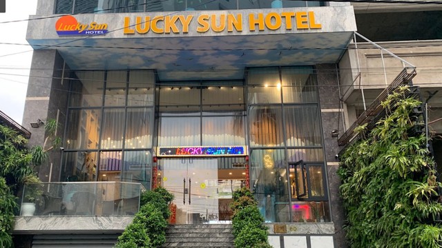 Hàng loạt khách sạn ở Nha Trang tự ý nâng từ 1 - 4 tầng - Ảnh 2.