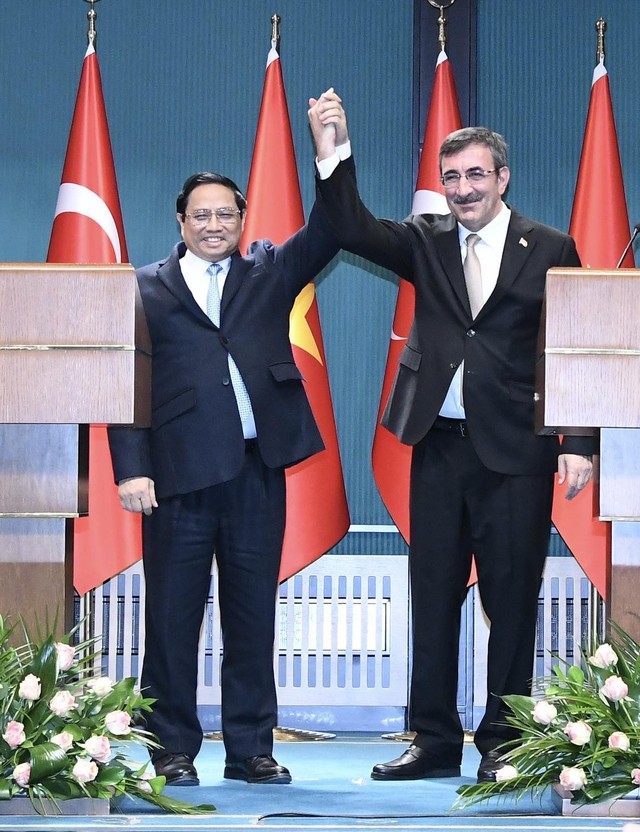Phó tổng thống Thổ Nhĩ Kỳ đánh giá cao liên danh Vietur trúng thầu Long Thành - Ảnh 1.