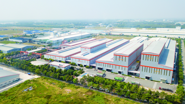 Nhà máy số 2 - Tôn Đông Á tại KCN Đồng An 2, TP.Thủ Dầu Một, Bình Dương với tổng diện tích 125.800m2 Nhà máy số 2 - Tôn Đông Á tại KCN Đồng An 2, TP.Thủ Dầu Một, Bình Dương với tổng diện tích 125.800m2