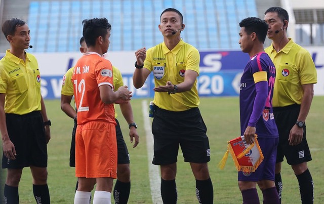 FIFA bổ nhiệm trọng tài Việt Nam điều hành trận đấu tại vòng loại World Cup - Ảnh 1. FIFA bổ nhiệm trọng tài Việt Nam điều hành trận đấu tại vòng loại World Cup - Ảnh 1.