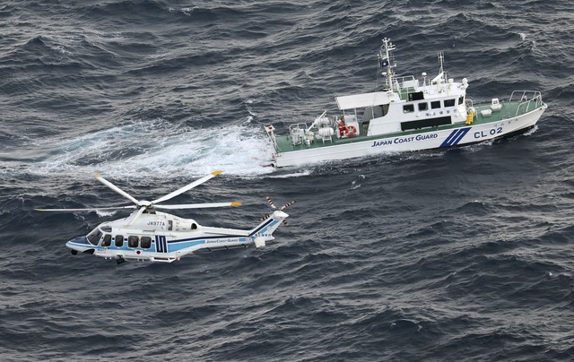 Nhật Bản yêu cầu Mỹ dừng bay phi đội 'Chim ưng biển' sau sự cố chết người - Ảnh 1.