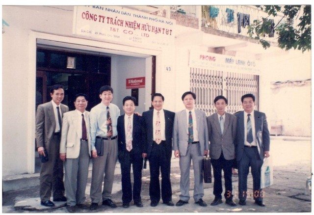 Công ty TNHH T&T (tiền thân của Tập đoàn T&T Group) thành lập năm 1993.