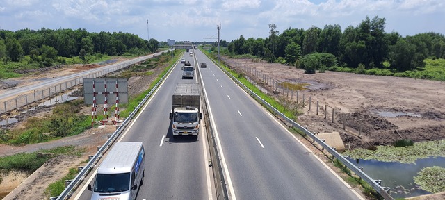 Cao tốc Trung Lương - Mỹ Thuận sắp được chạy xe 90 km/giờ - Ảnh 1.