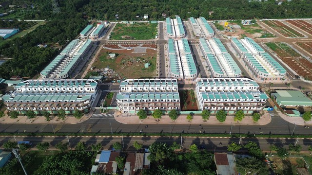 Không được vay tiền, hàng chục người từ bỏ quyền mua nhà ở xã hội - Ảnh 3. Không được vay tiền, hàng chục người từ bỏ quyền mua nhà ở xã hội - Ảnh 3.