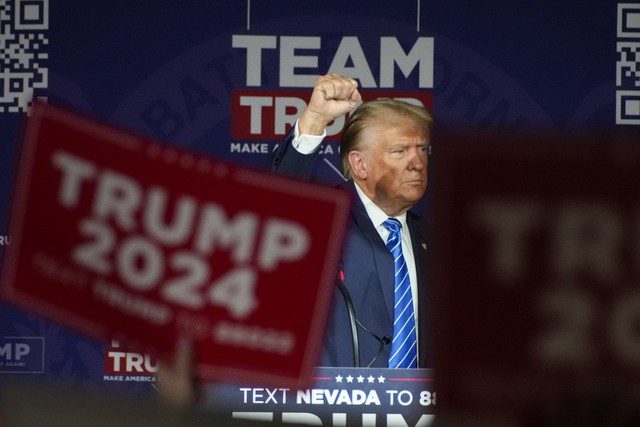 Con trai ông Trump nói cha mình ‘hừng hực’ chờ đến tòa - Ảnh 1. Con trai ông Trump nói cha mình ‘hừng hực’ chờ đến tòa - Ảnh 1.