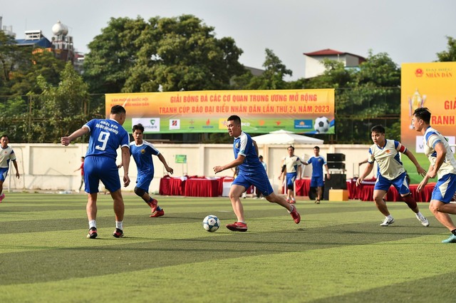 16 đội bóng tham dự giải bóng đá các cơ quan Trung ương mở rộng - Ảnh 1. 16 đội bóng tham dự giải bóng đá các cơ quan Trung ương mở rộng - Ảnh 1.