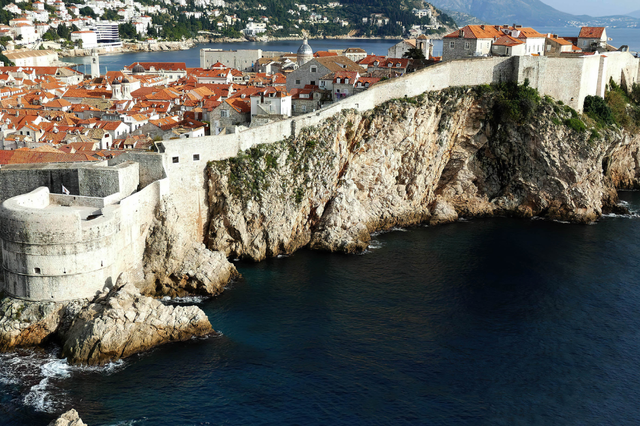 Thành cổ Dubrovnik: Kho báu kiến trúc Địa Trung Hải  - Ảnh 1.