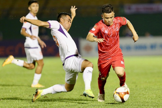 Tiến Linh không đá chính, Việt Cường giúp Becamex Bình Dương lên tốp đầu V-League - Ảnh 3.