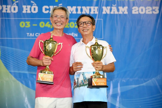 Giải quần vợt Người cao tuổi TP.HCM 2023: Tuổi già nhưng sức chưa già - Ảnh 4.