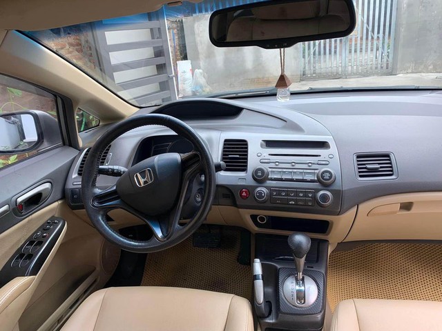 Honda Civic 15 năm tuổi, giá hơn 200 triệu đồng có đáng mua? - Ảnh 3. Honda Civic 15 năm tuổi, giá hơn 200 triệu đồng có đáng mua? - Ảnh 3.