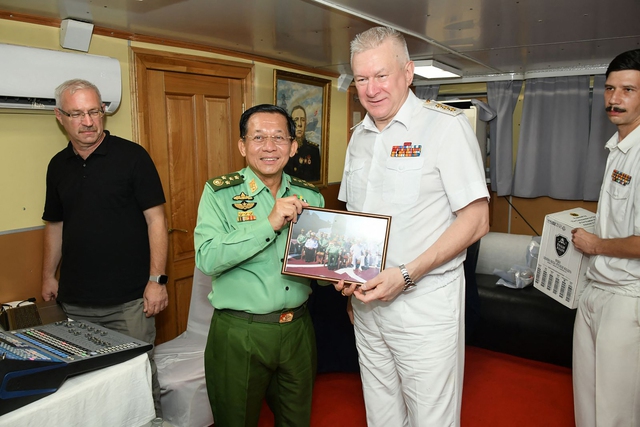 Nga và Myanmar lần đầu tập trận hải quân chung - Ảnh 1. Nga và Myanmar lần đầu tập trận hải quân chung - Ảnh 1.
