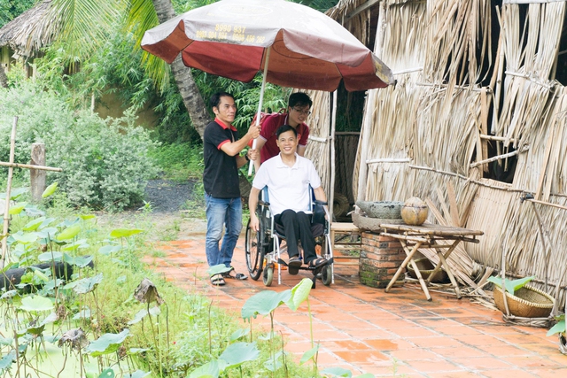 CLB chụp ảnh cưới miễn phí, trao yêu thương cho hơn 1.000 cặp đôi khó khăn - Ảnh 2. CLB chụp ảnh cưới miễn phí, trao yêu thương cho hơn 1.000 cặp đôi khó khăn - Ảnh 2.