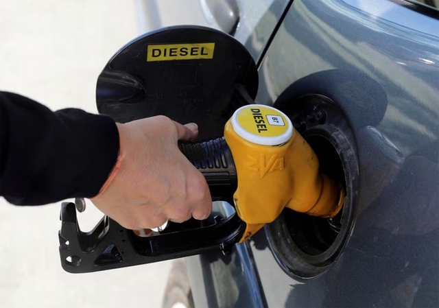 Giá xăng dầu hôm nay 7.11.2023: Đà tăng khó khăn - Ảnh 1.