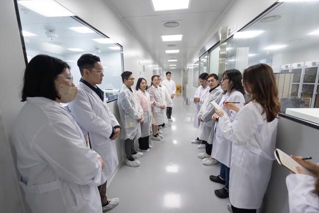 Bác sĩ Tô Lan Phương chia sẻ kinh nghiệm sử dụng Botulinum toxin tại Hàn Quốc - Ảnh 2.
