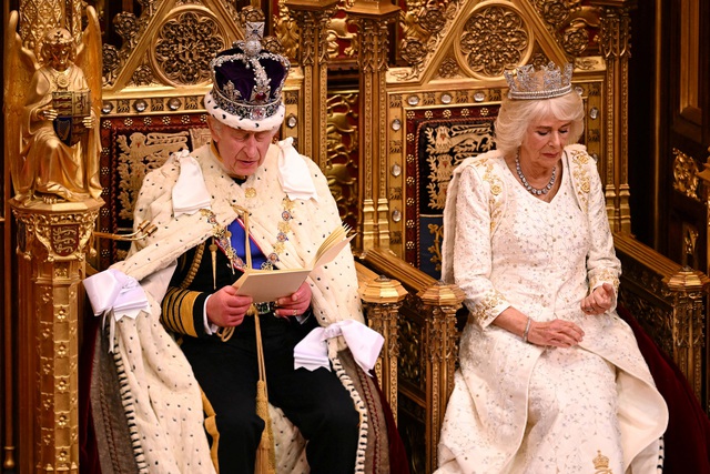 Vị vua Anh đầu tiên đọc bài phát biểu trước quốc hội  trong hơn 70 năm - Ảnh 1.