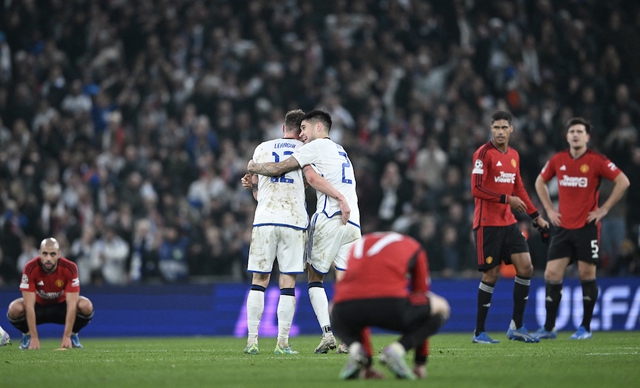 M.U đứng trước nguy cơ bị loại ở Champions League sau cú sốc trên sân Copenhagen - Ảnh 3. M.U đứng trước nguy cơ bị loại ở Champions League sau cú sốc trên sân Copenhagen - Ảnh 3.