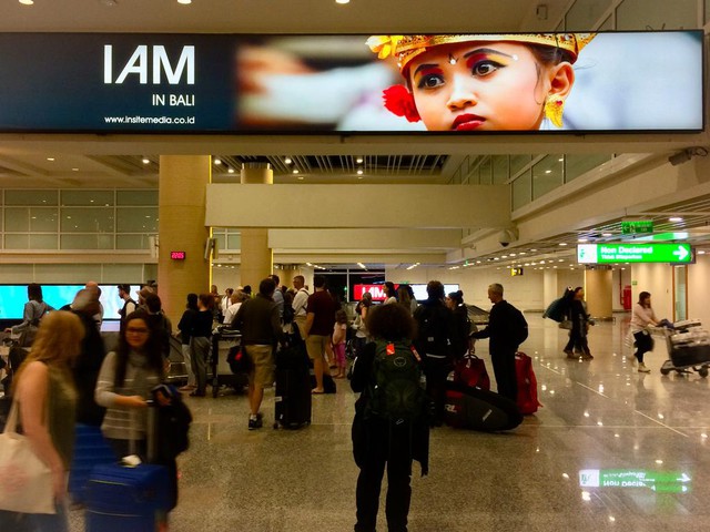 Điểm đến yêu thích của khách Việt kiểm soát sân bay vì bệnh đậu mùa khỉ bùng phát - Ảnh 1.