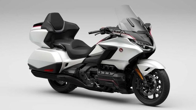 Honda Gold Wing 2024 có giá từ 610 triệu đồng   - Ảnh 3.