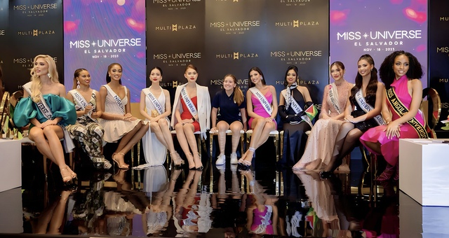 Loạt ảnh nhập cuộc Miss Universe của Bùi Quỳnh Hoa khiến fan thay đổi thái độ - Ảnh 5.