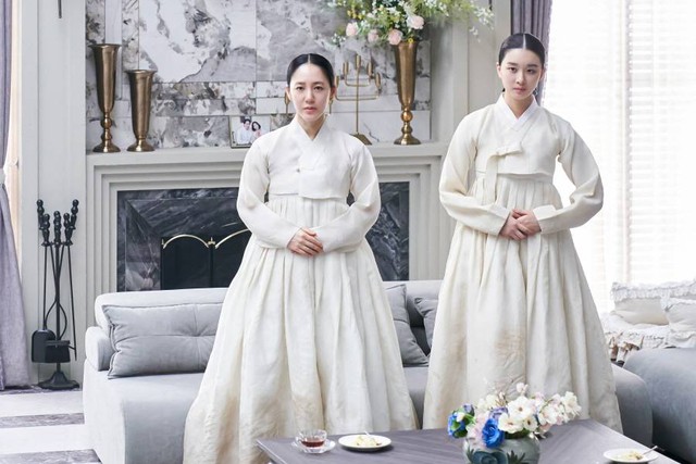 'King the land' có YoonA bị xếp vào danh sách phim truyền hình Hàn dở nhất 2023 - Ảnh 3. 'King the land' có YoonA bị xếp vào danh sách phim truyền hình Hàn dở nhất 2023 - Ảnh 3.