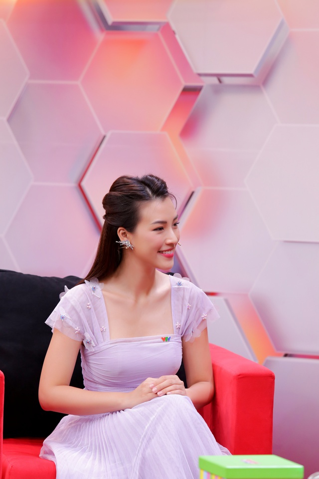 Hoàng Oanh ‘choáng’ trước cô bé 14 tuổi muốn được làm đả nữ - Ảnh 3. Hoàng Oanh ‘choáng’ trước cô bé 14 tuổi muốn được làm đả nữ - Ảnh 3.