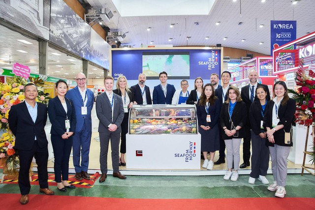 Những doanh nghiệp sản xuất và xuất khẩu hải sản Na Uy đã hiện diện tại hội chợ nhằm thúc đẩy quan hệ thương mại với Việt Nam
