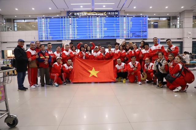 'Kiến càng' Phạm Văn Mách lần thứ 6 vô địch thế giới - Ảnh 3. 'Kiến càng' Phạm Văn Mách lần thứ 6 vô địch thế giới - Ảnh 3.