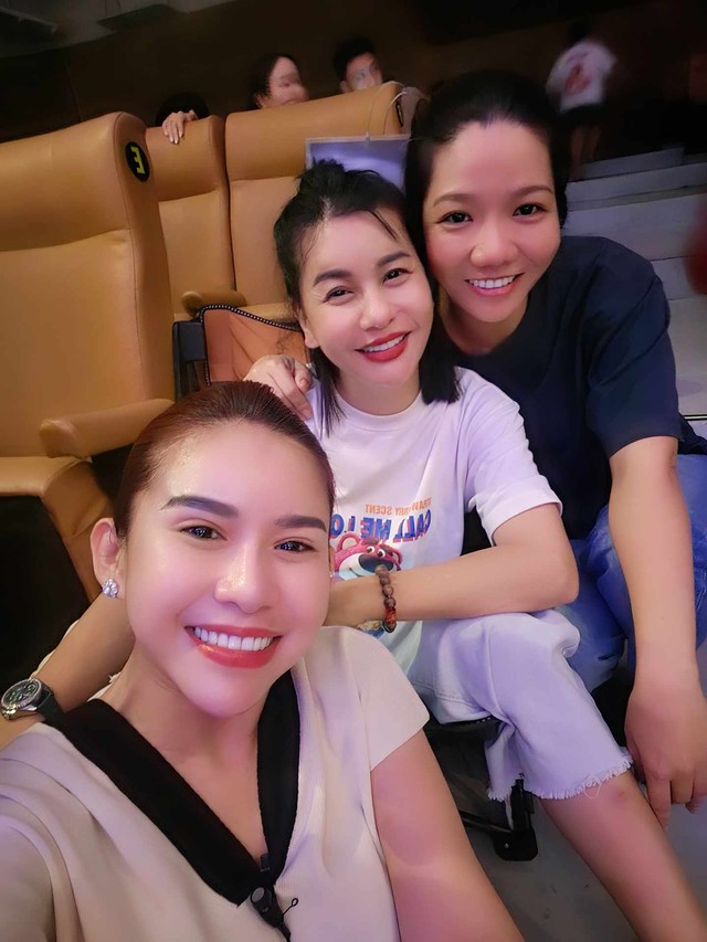 Bình Tinh lần đầu diễn kịch ma cùng Minh Nhí, Cát Phượng - Ảnh 4. Bình Tinh lần đầu diễn kịch ma cùng Minh Nhí, Cát Phượng - Ảnh 4.