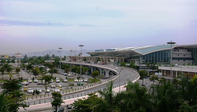 Vụ tung tin mang súng lên máy bay: Người vi phạm bồi thường nếu có thiệt hại - Ảnh 1.