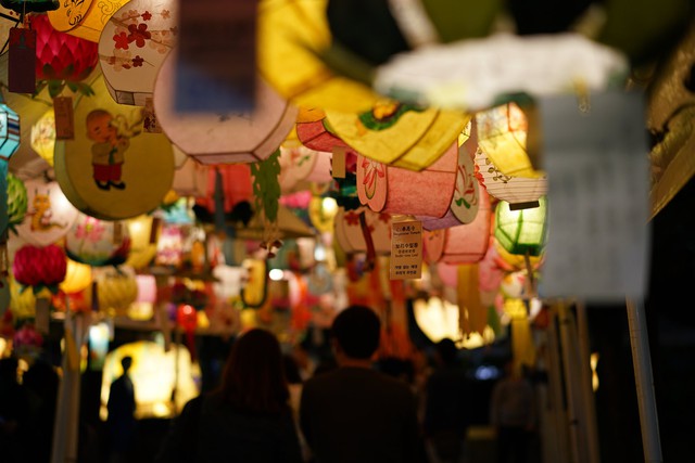 Lễ hội đèn lồng Yeondeunghoe - Huyền thoại ánh sáng và màu sắc  - Ảnh 1.