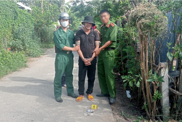 Bộ đội Biên phòng Sóc Trăng triệt phá 2 vụ tàng trữ trái phép chất ma túy - Ảnh 2.