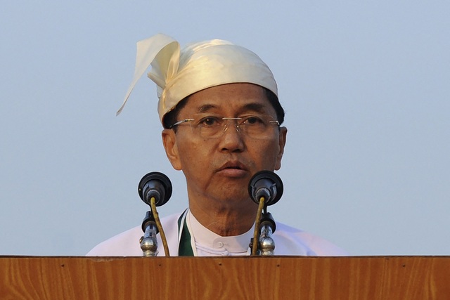 Tổng thống Myanmar cảnh báo sau khi phe nổi tuyên bố chiếm nhiều tiền đồn quân sự - Ảnh 2.