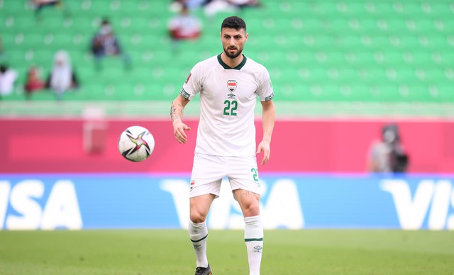 Iraq triệu hồi trung vệ chơi bóng ở Thụy Điển cho trận gặp Indonesia và Việt Nam - Ảnh 1.