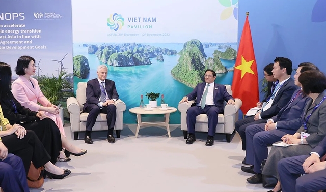 Các ngân hàng lớn hỗ trợ Việt Nam chuyển đổi xanh - Ảnh 3.