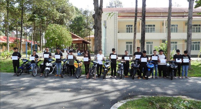 Bình Dương: Tạm giữ 11 xe máy để làm rõ vụ đua xe trái phép 