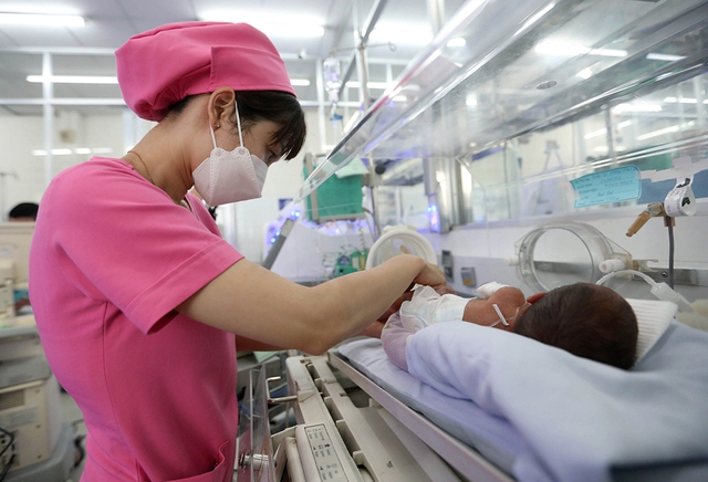 Phát triển bền vững về con người: Thành tựu và thách thức- Ảnh 5. Phát triển bền vững về con người: Thành tựu và thách thức- Ảnh 5.