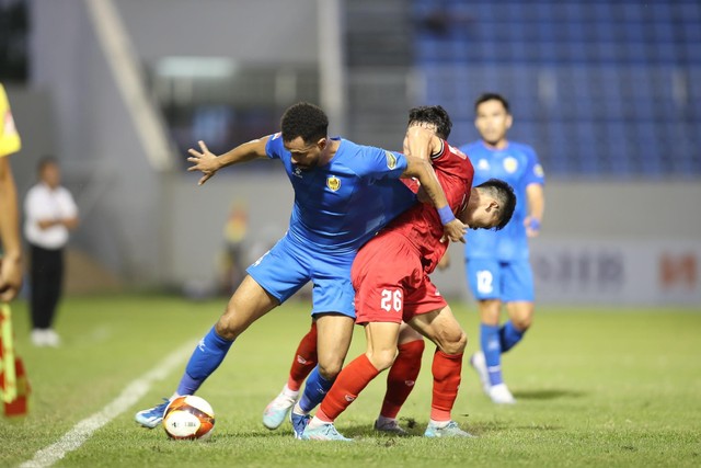 Sao trẻ Đình Bắc chơi ấn tượng, Quảng Nam giành 3 điểm quý giá trước Hà Tĩnh - Ảnh 2.