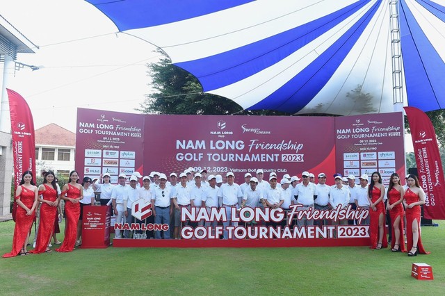 Nam Long Friendship Golf Tournament đóng góp hơn 800 triệu đồng cho học bổng Swing For Dreams - Ảnh 1.